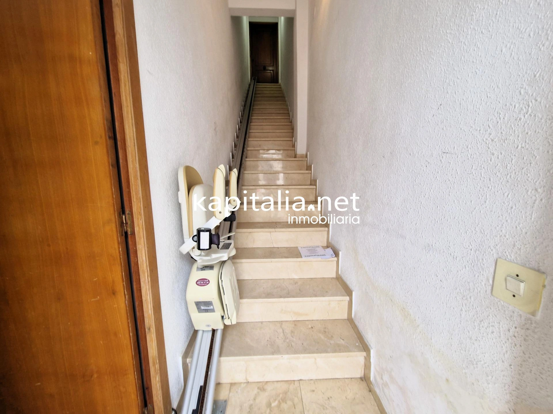10025 - Gran casa a la venta en Albaida con almacén y gran azotea