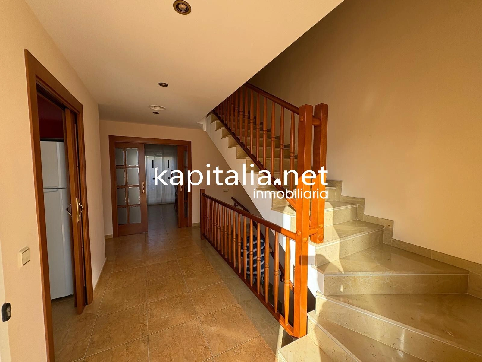 EXCLUSIVE SEMI-DETACHED HOUSE FOR SALE, READY TO MOVE INTO IN ANNA