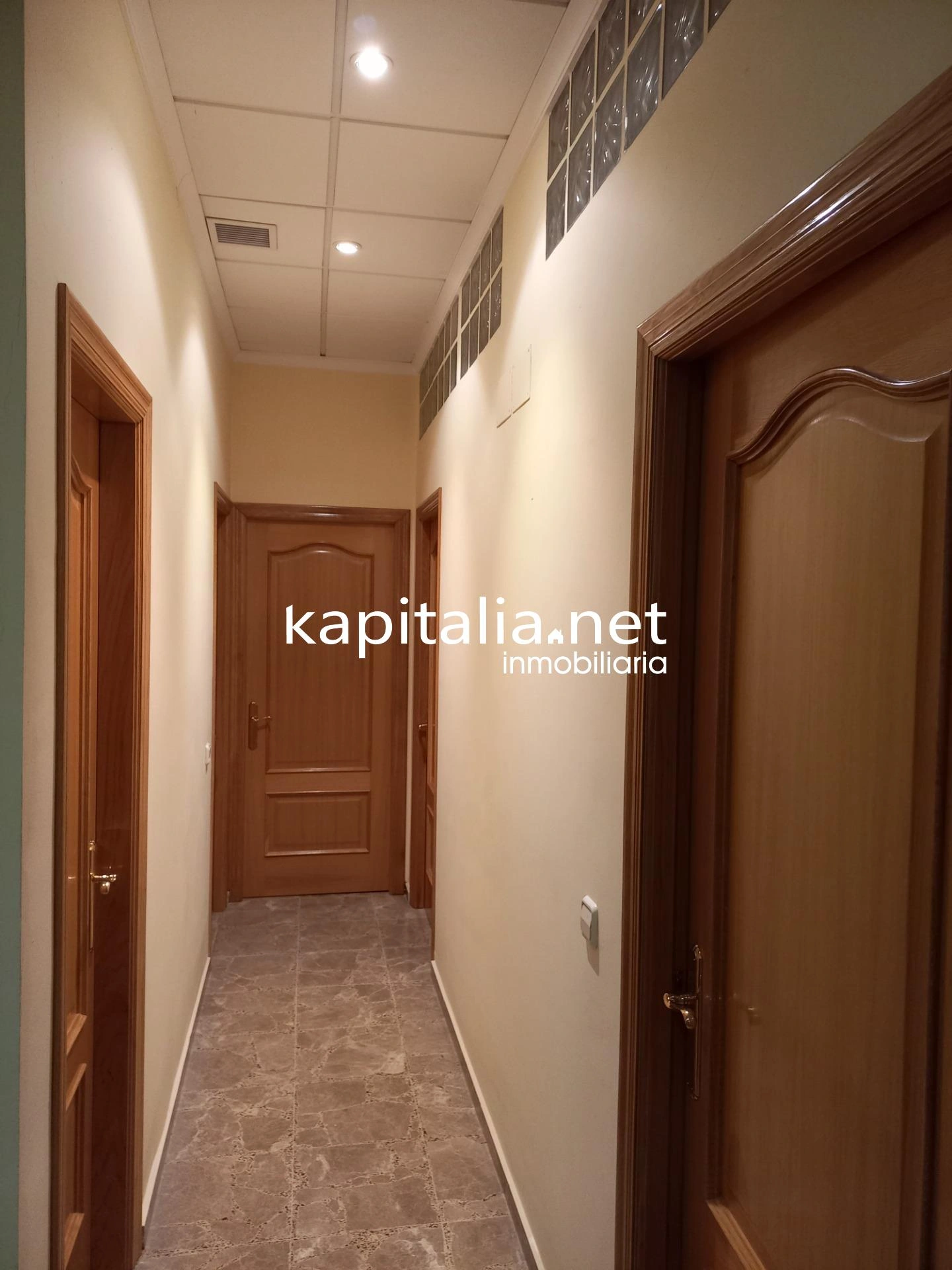09983 - Local en venta en L´Ollería (Valencia)