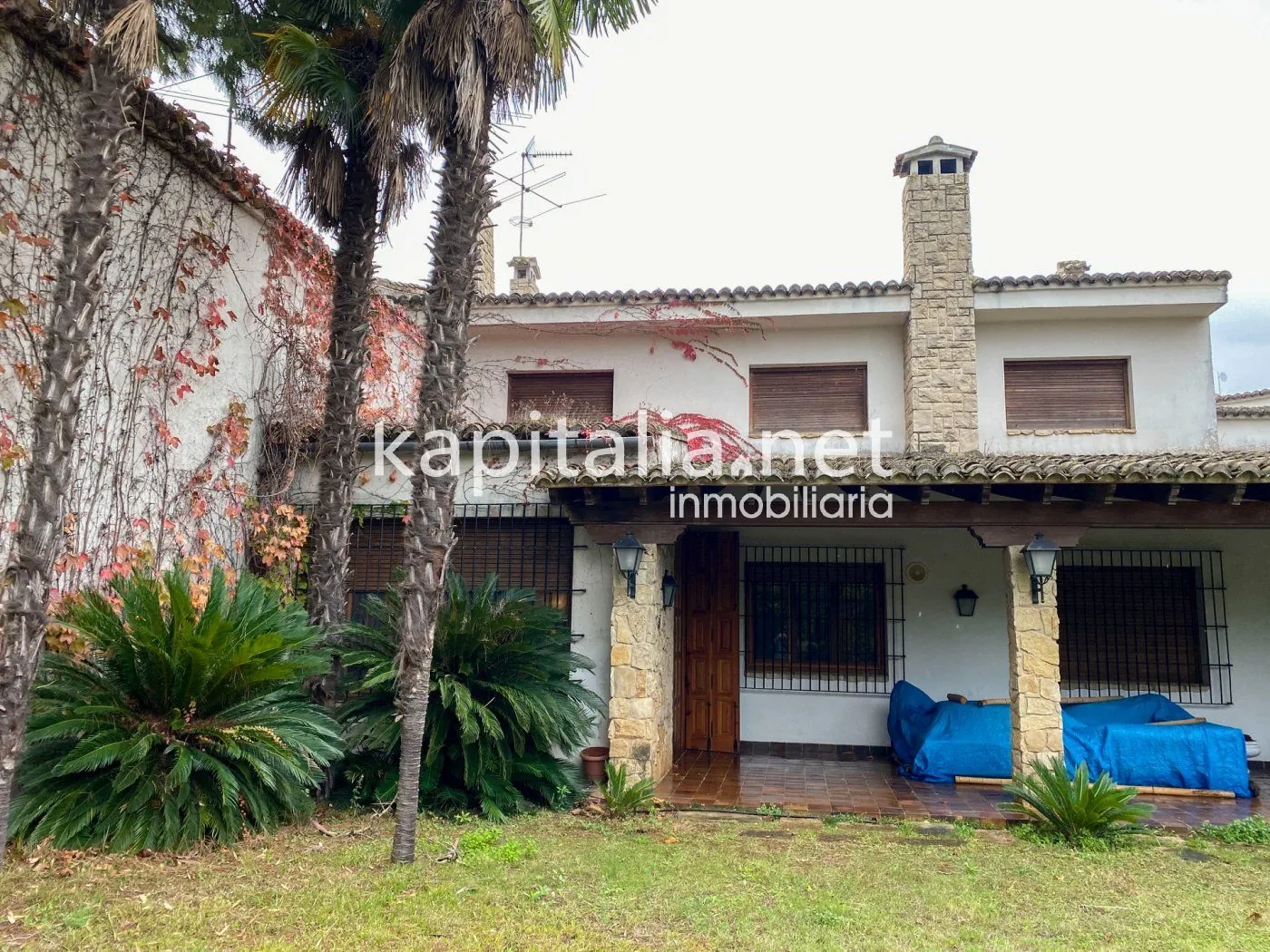 06369 - Casa señorial con gran jardín en el centro de Atzeneta d'Albaida