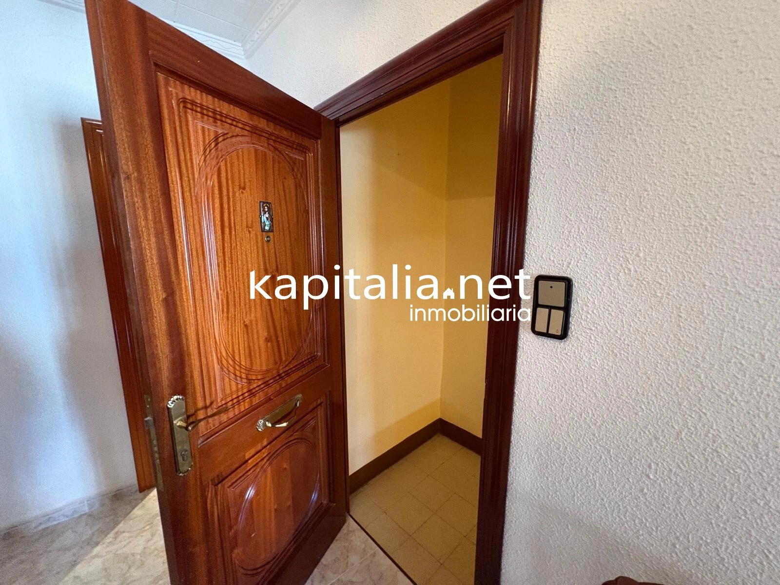 09930 - ESTUPENDO PISO DUPLEX CENTRICO A LA VENTA EN ENGUERA