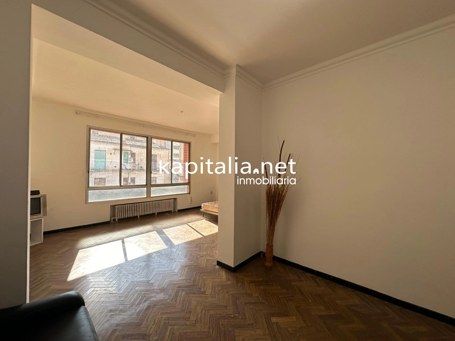 09750 - Gran casa con encanto a la venta en Alcoy