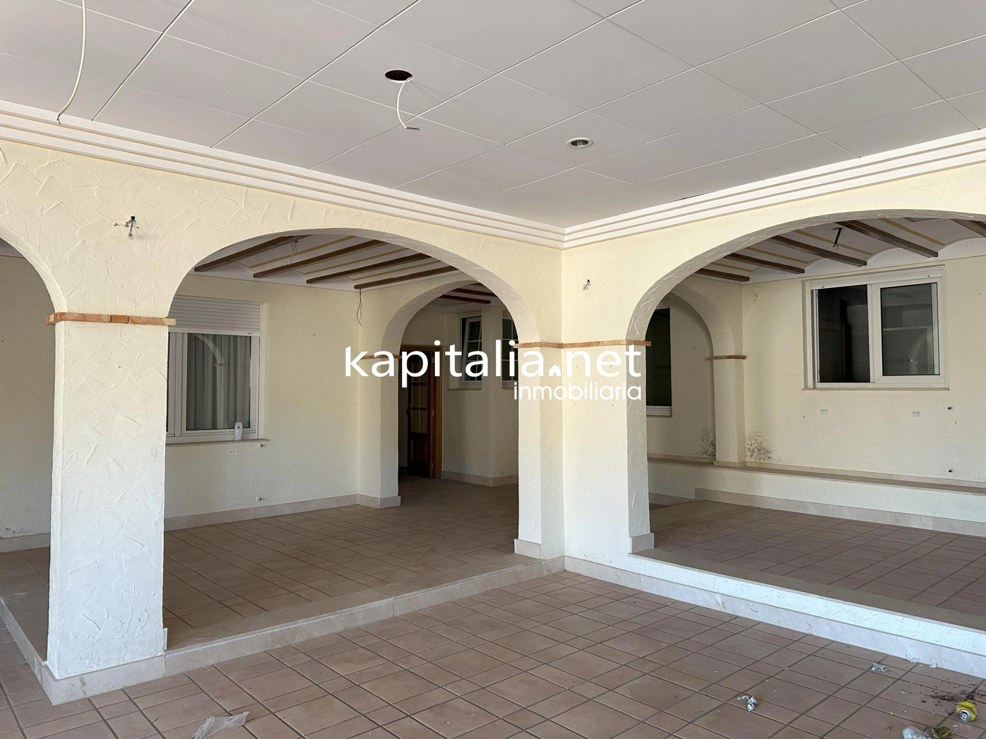 GRAN CASA A LA VENTA EN CENTRO DE BOCAIRENT