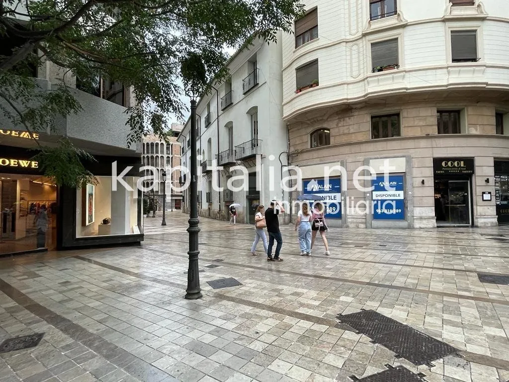 01958 - Commercial premises for rent in the centre of Valencia (Valencia)
