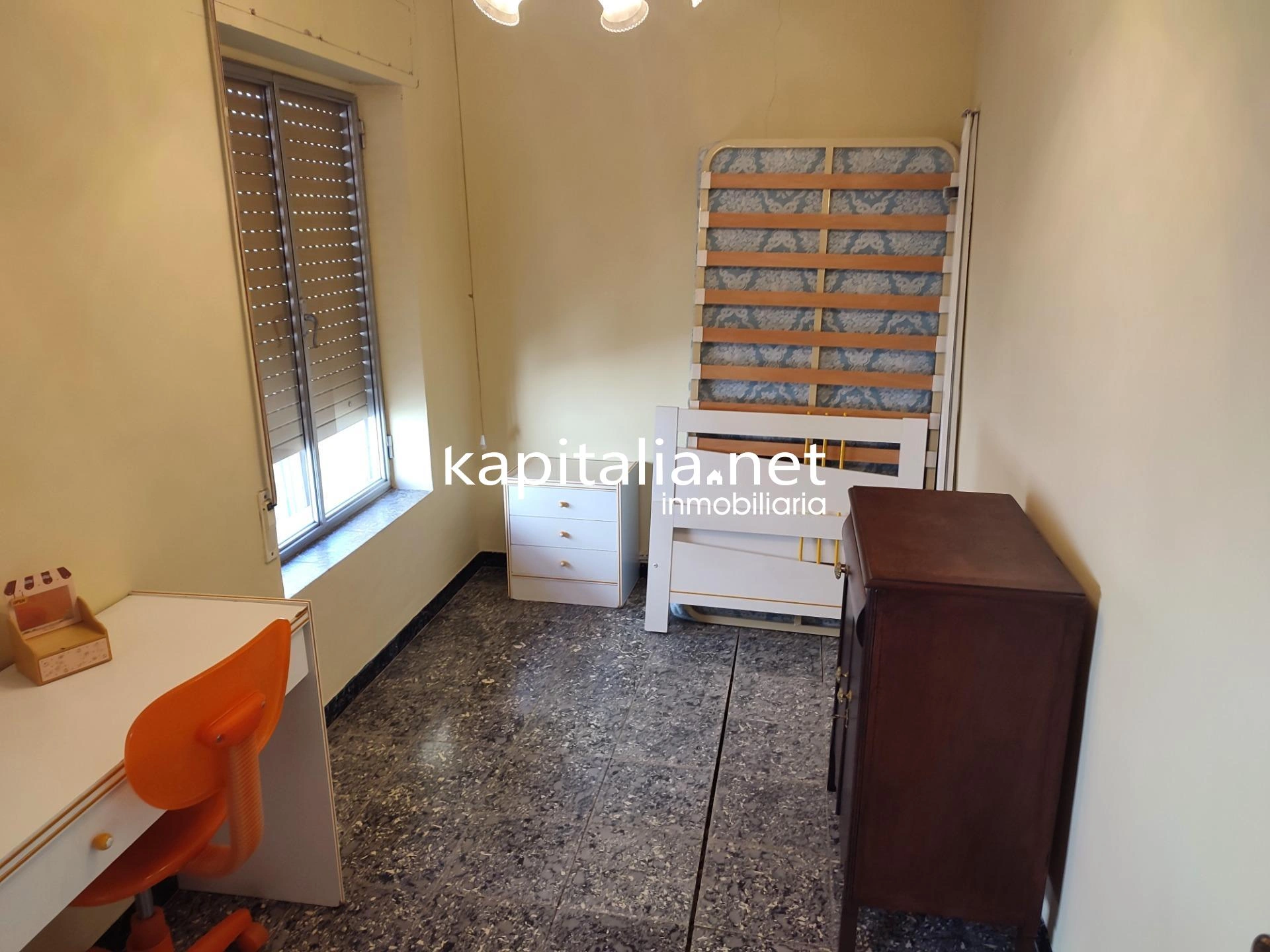 08871 - CASA A LA VENTA EN COCENTAINA, UBICADA EN ZONA ANTIGUA DEL PUEBLO.