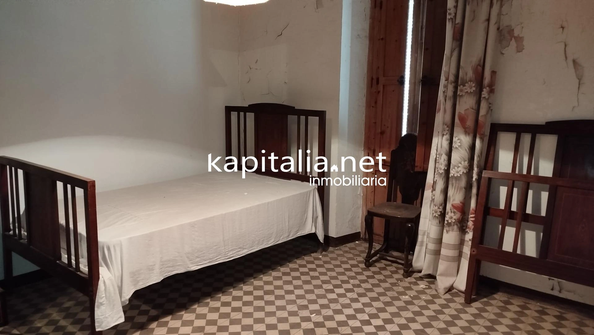 CASA EN VENTA EN AGRES