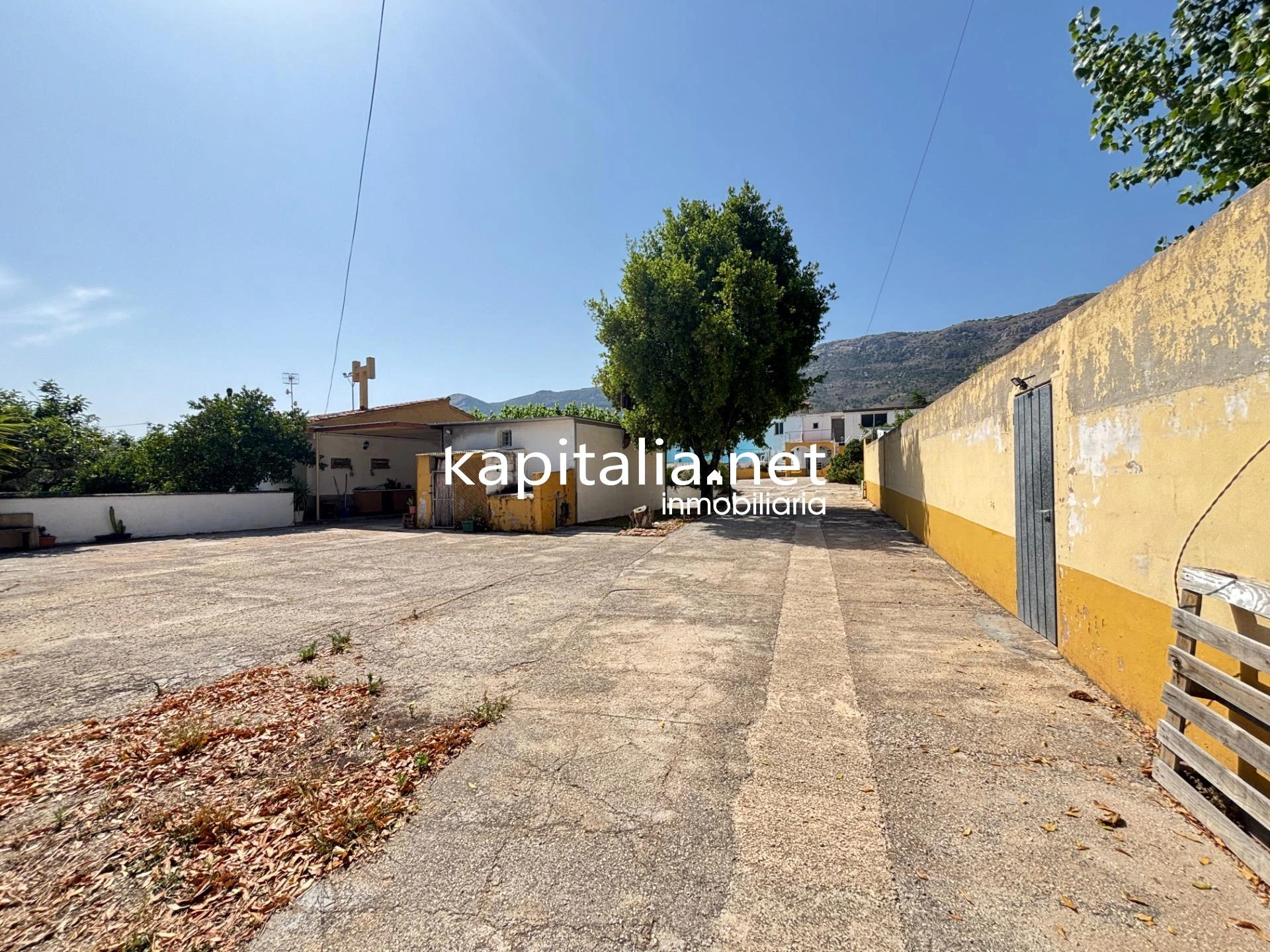 09980 - Restaurante y zona de ocio en Gaianes