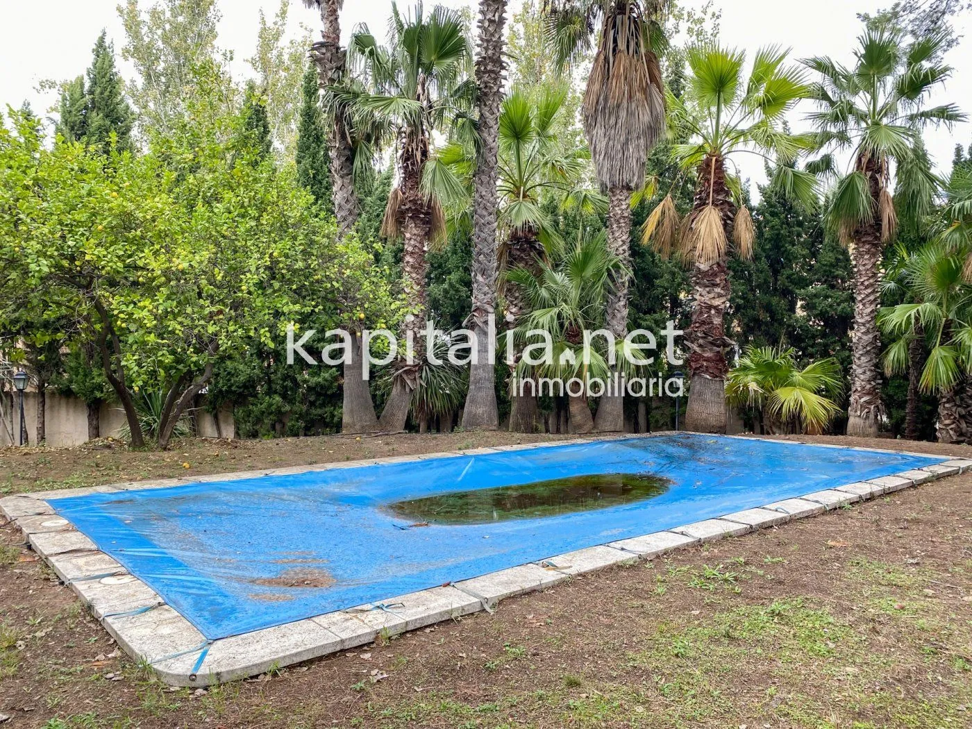 06369 - Casa señorial con gran jardín en el centro de Atzeneta d'Albaida