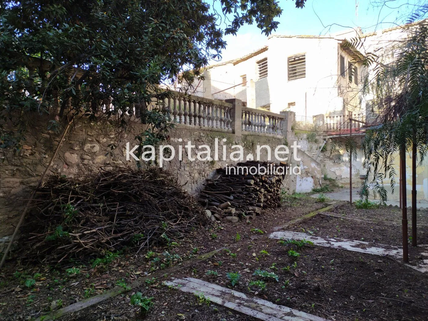 Gran casa emblemática a la venta en Ontinyent.