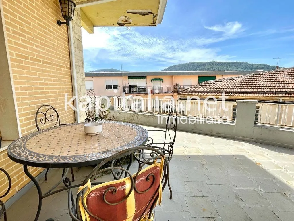 07551 - Casa + Local a la venta en Bocairent.