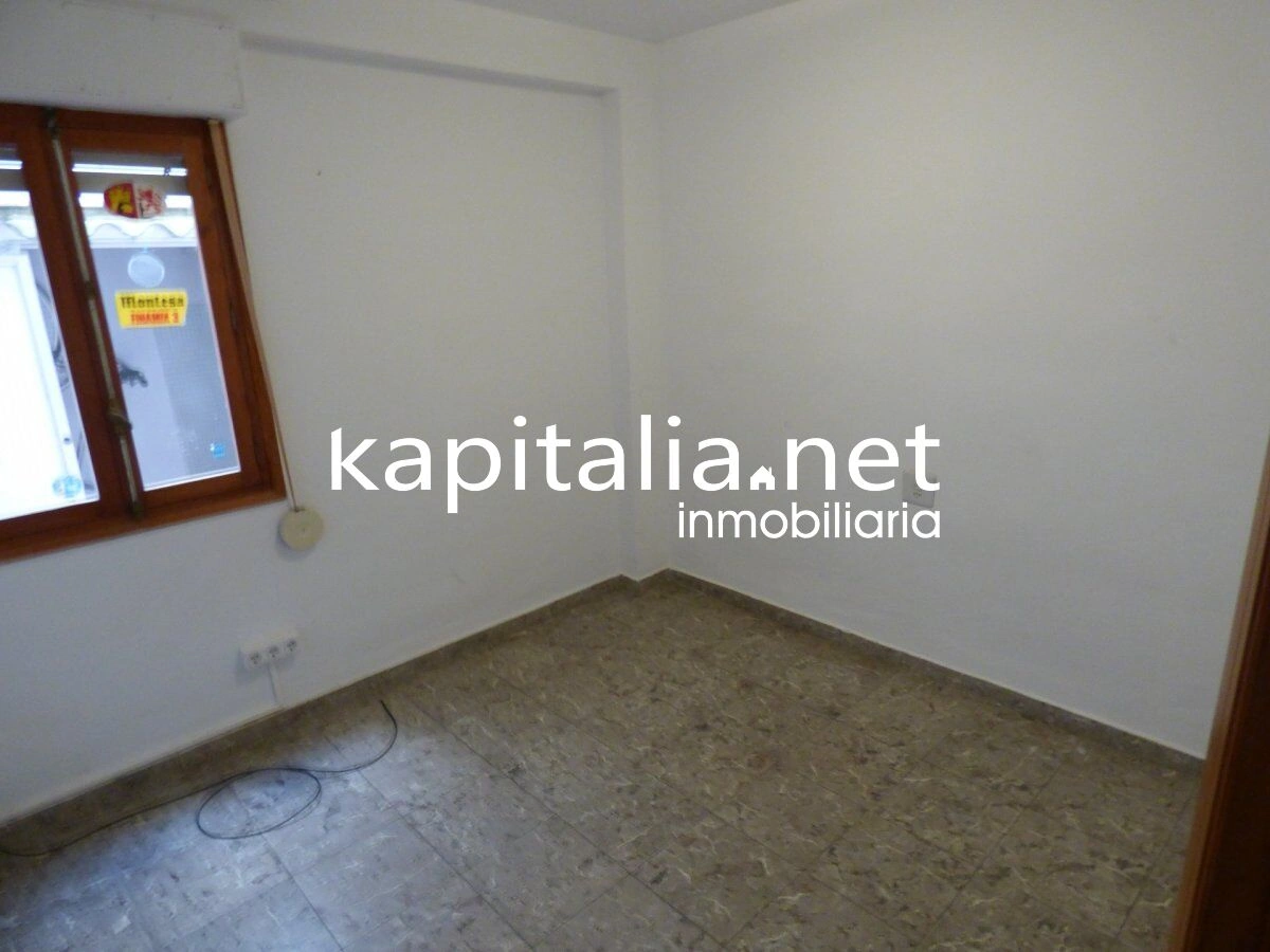 10252 - Venta de gran piso en Ontinyent