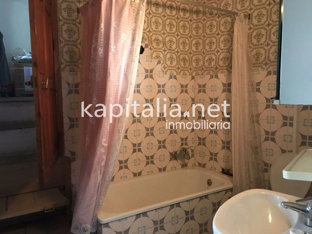 Casa de 500m2 a la venta en Bocairent