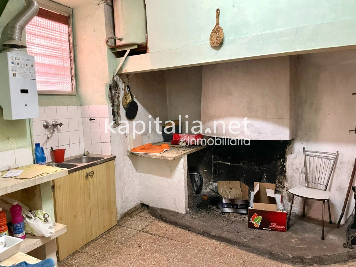 Casa a la venta en Bocairent para reformar.