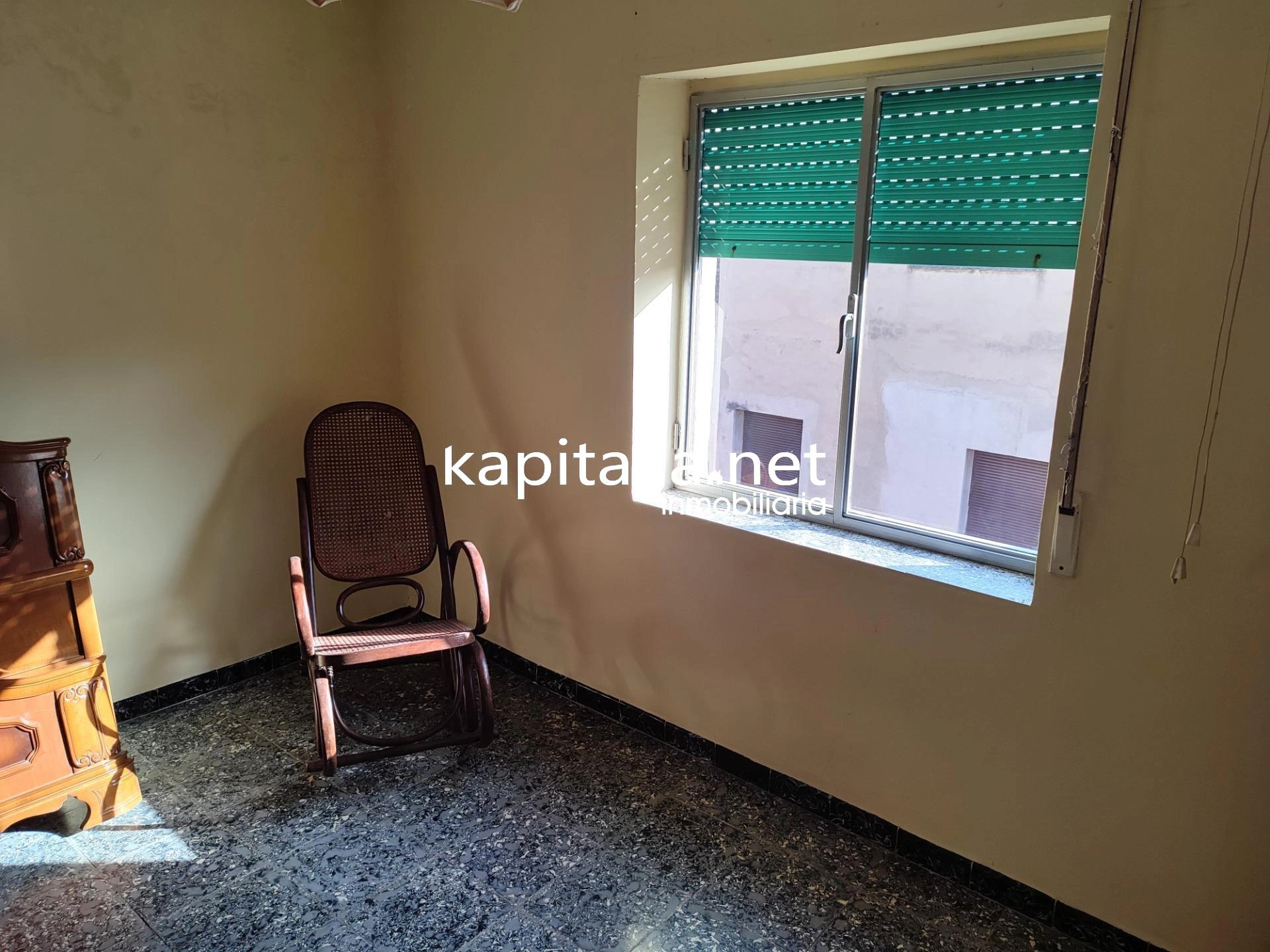 08871 - CASA A LA VENTA EN COCENTAINA, UBICADA EN ZONA ANTIGUA DEL PUEBLO.