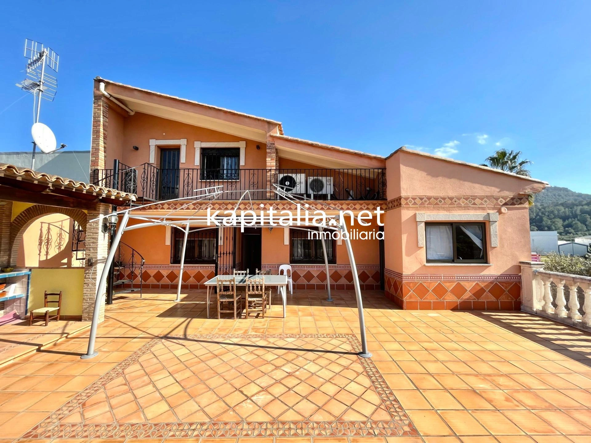09738 - Casa con parcela a la venta en Alfauir.