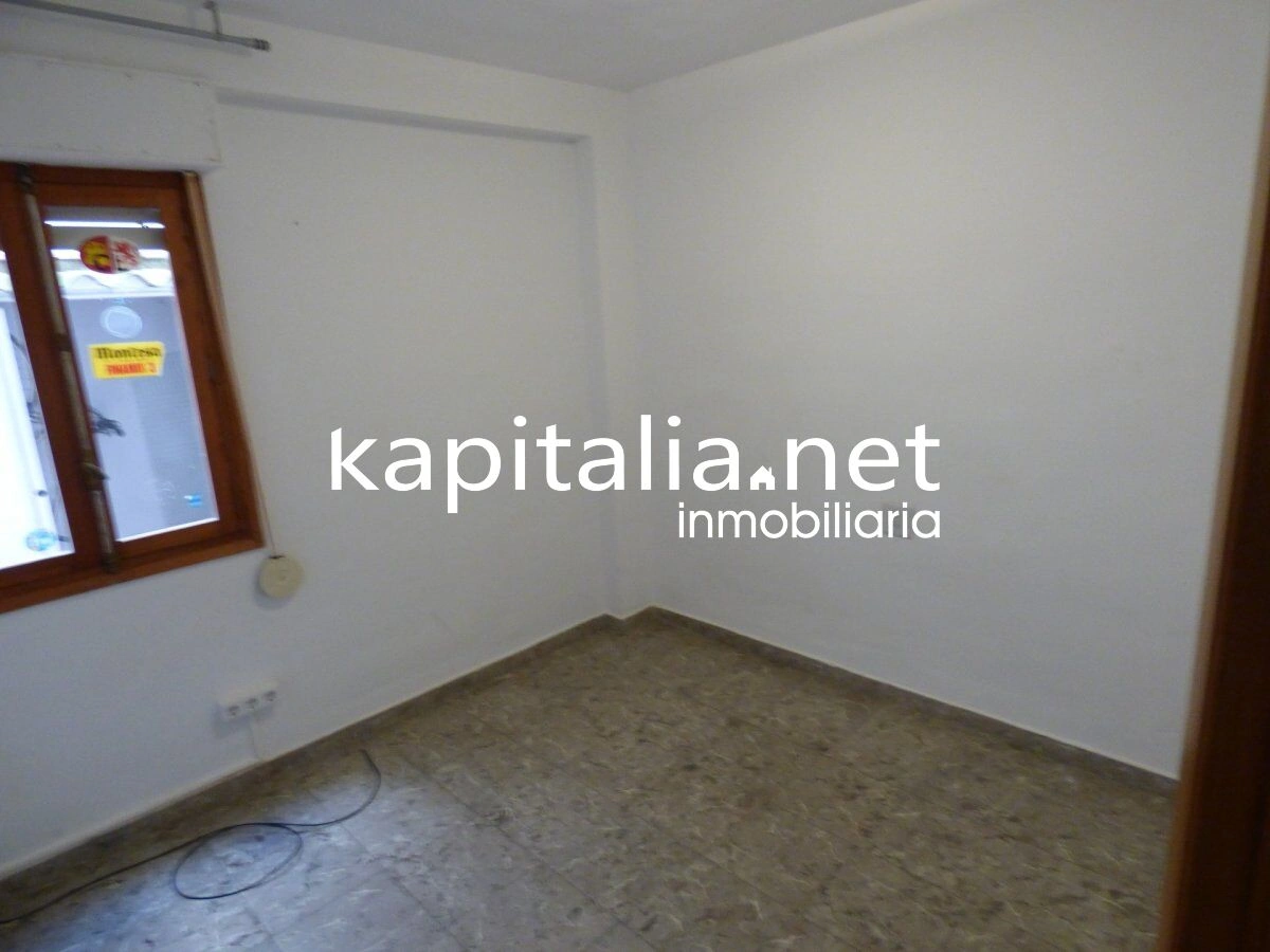 10252 - Venta de gran piso en Ontinyent