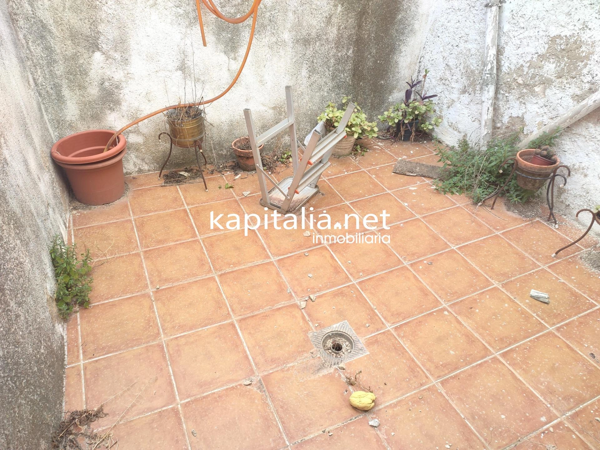 09240 - CASA A LA VENTA PARA REFORMAR EN AGULLENT