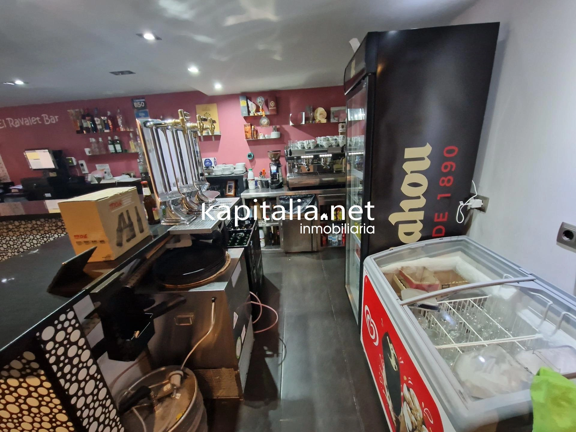 08830 - Traspaso de restaurante en funcionamiento en Bocairent.