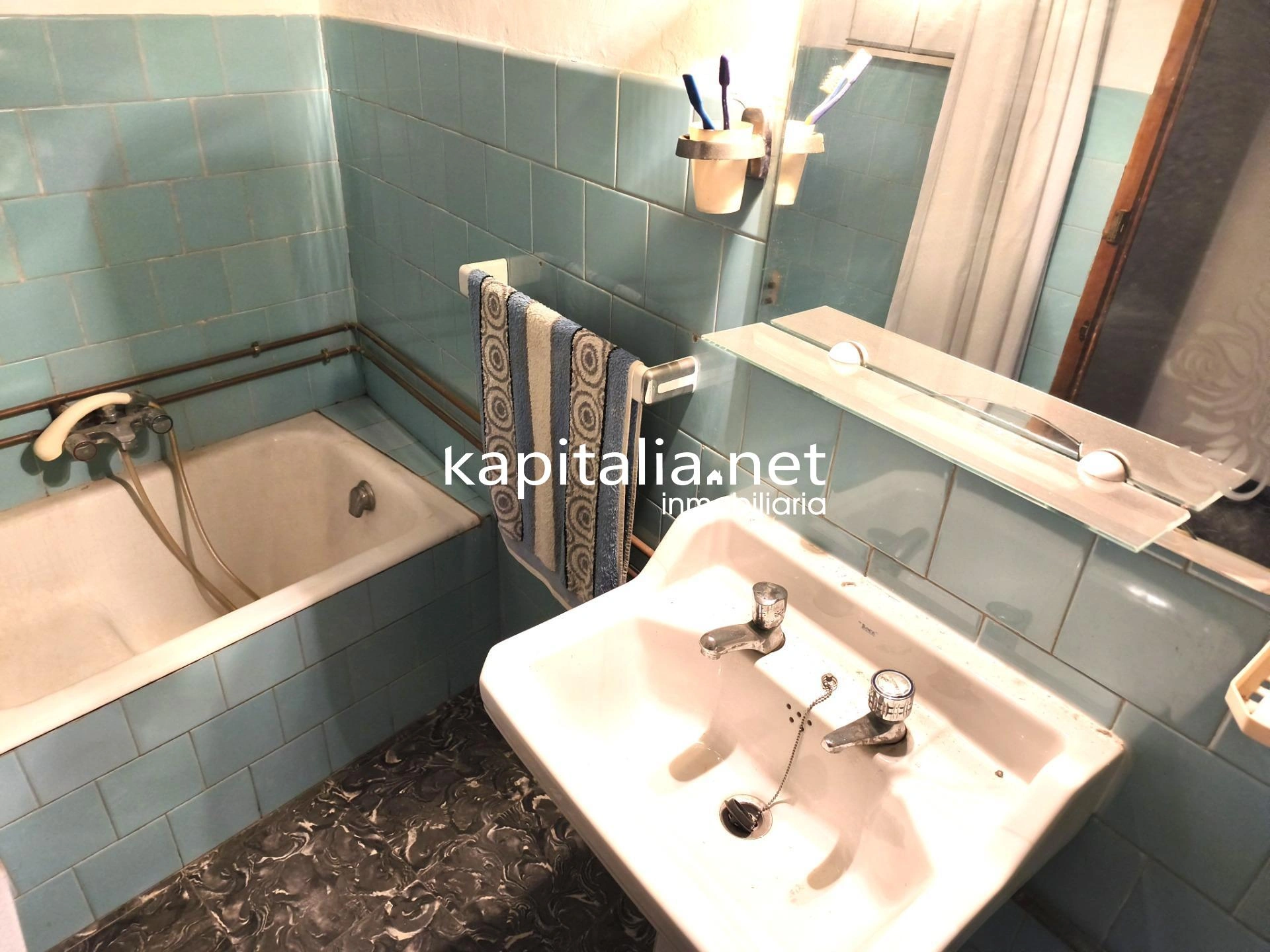 10286 - CASA PARA REFORMAR A LA VENTA EN AGRES CERCA DE LA PENSION MARIOLA.