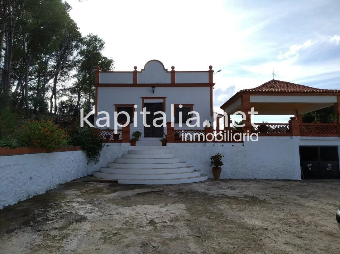 07230 - FINCA RÚSTICA A LA VENTA EN UN ENTORNO ÚNICO