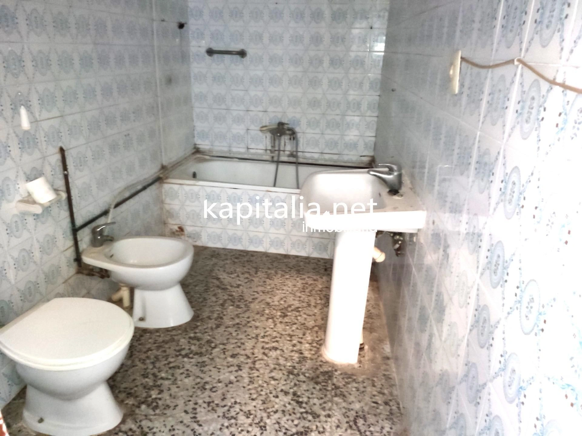 08184 - CASA PARA REFORMAR A LA VENTA EN L´ALCUDIA DE CRESPINS.