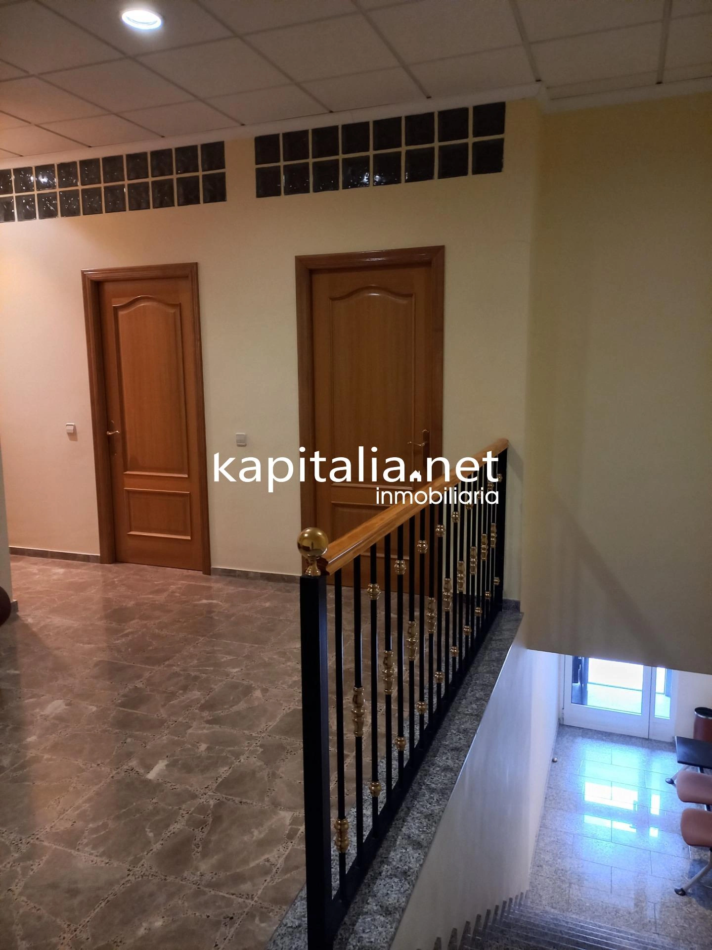 09983 - Local en venta en L´Ollería (Valencia)