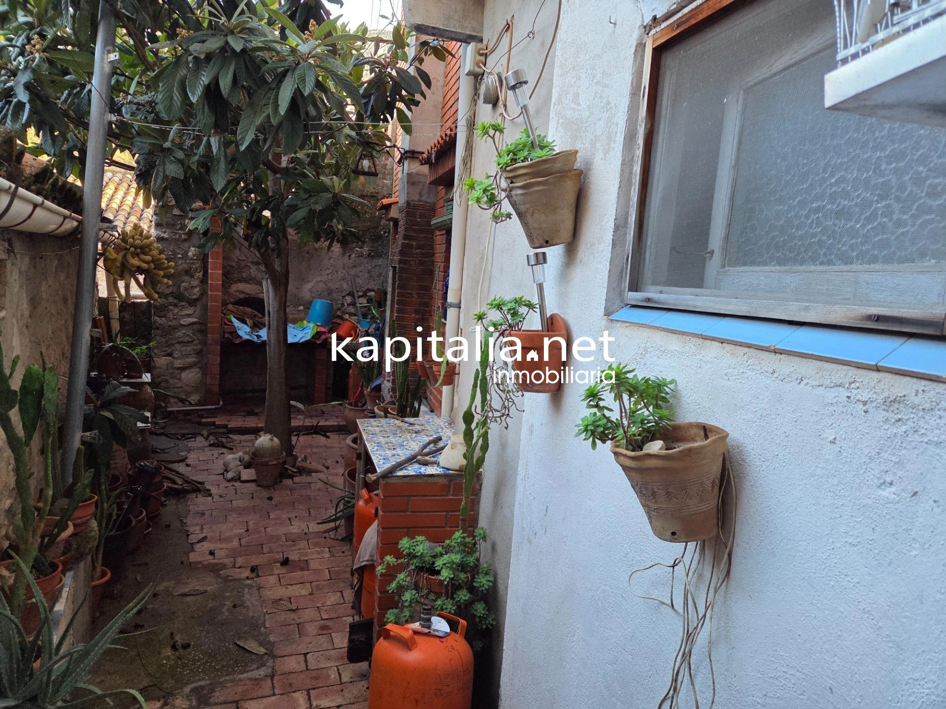 10127 - Encantadora Casa en Quatretondeta - Ideal para Entrar a Vivir