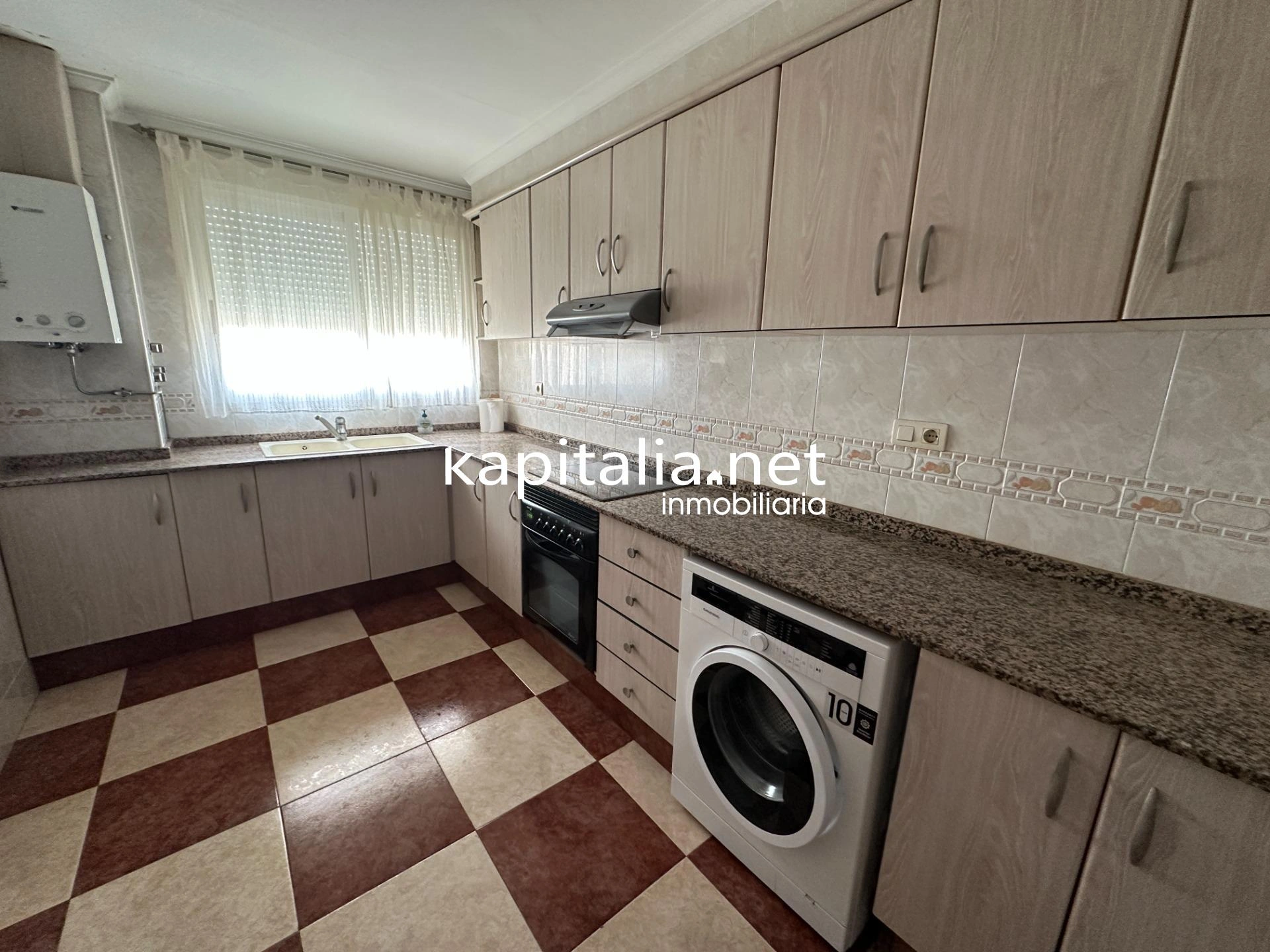 PISO A LA VENTA EN ALBAIDA