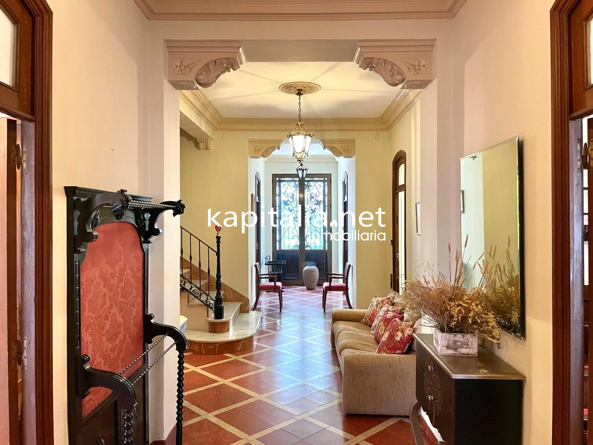 09693 - Gran casa señorial con gran jardín a la venta en Cocentaina!