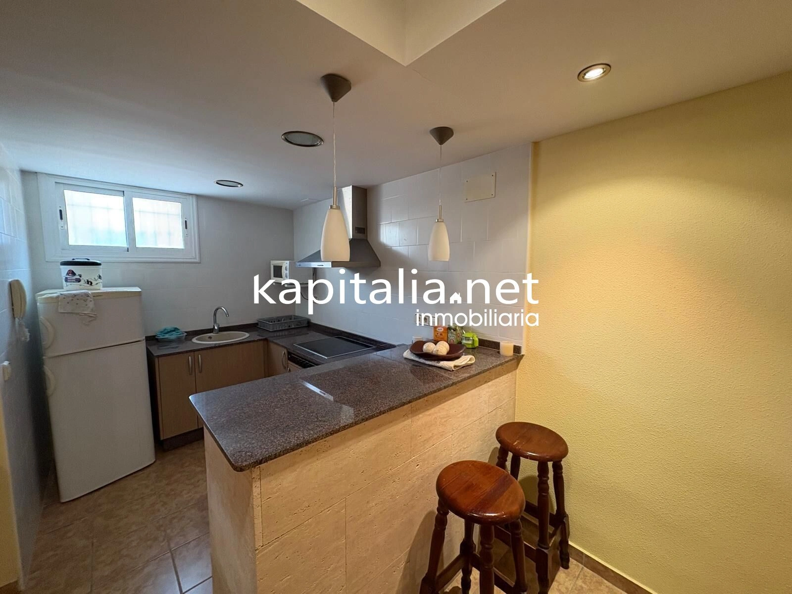 EXCLUSIVE SEMI-DETACHED HOUSE FOR SALE, READY TO MOVE INTO IN ANNA