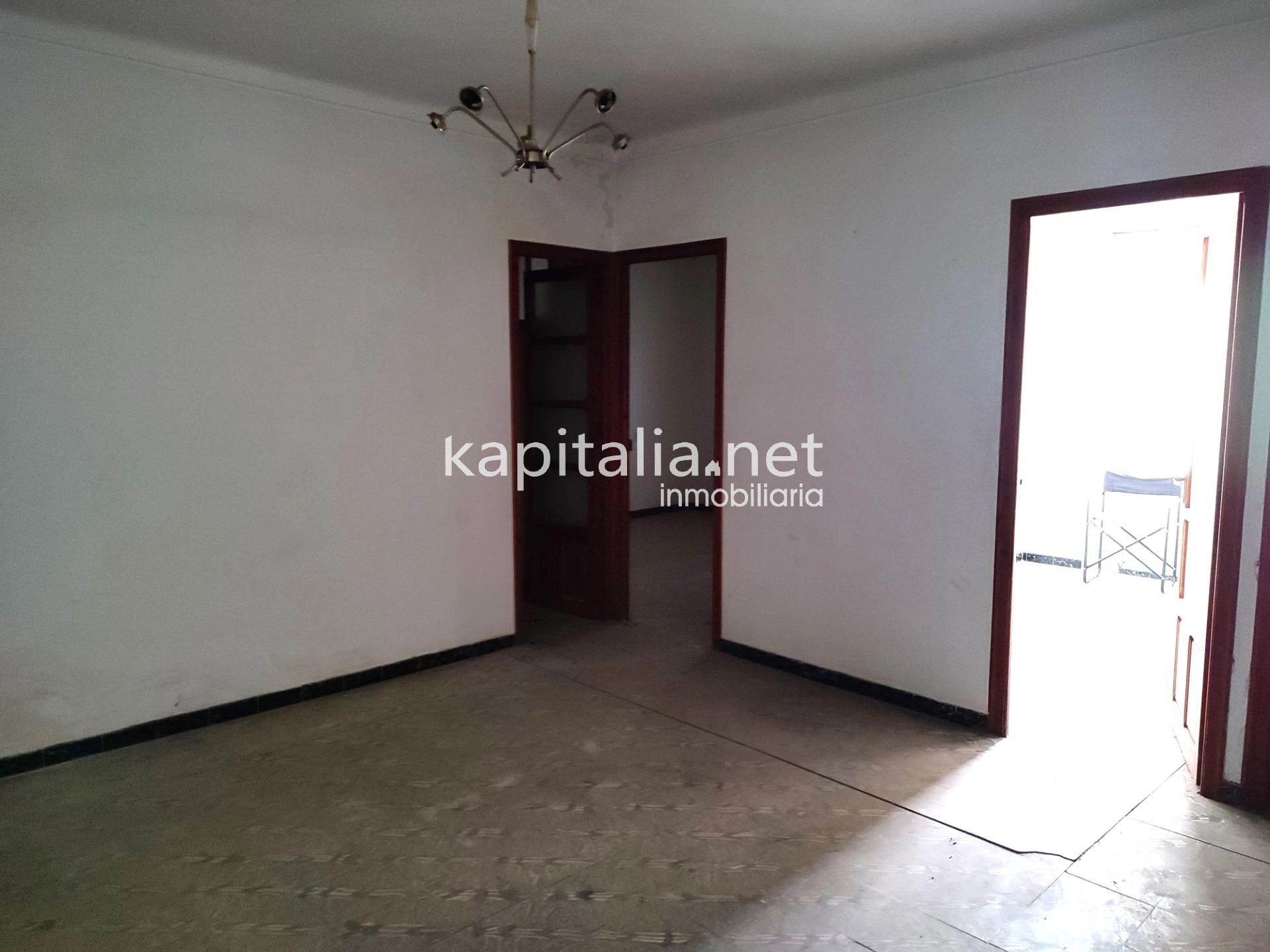 08152 - HOUSE WITH GARAGE FOR SALE IN BANYERES DE MARIOLA.