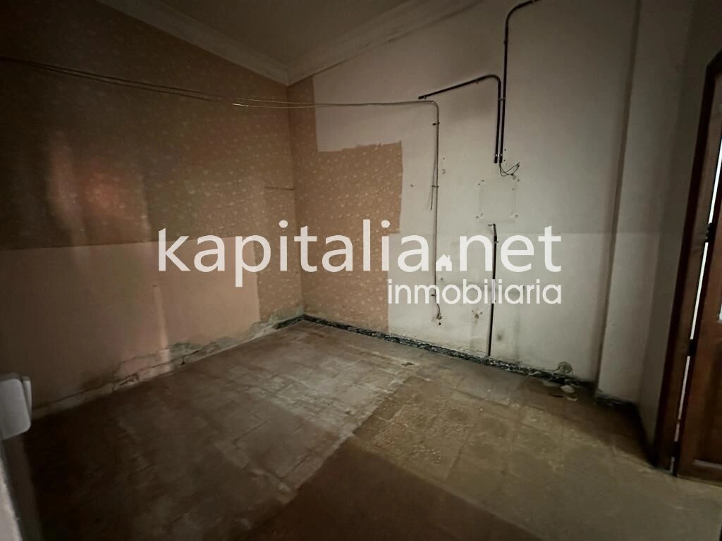 08338 - Property for Rent in Ontinyent