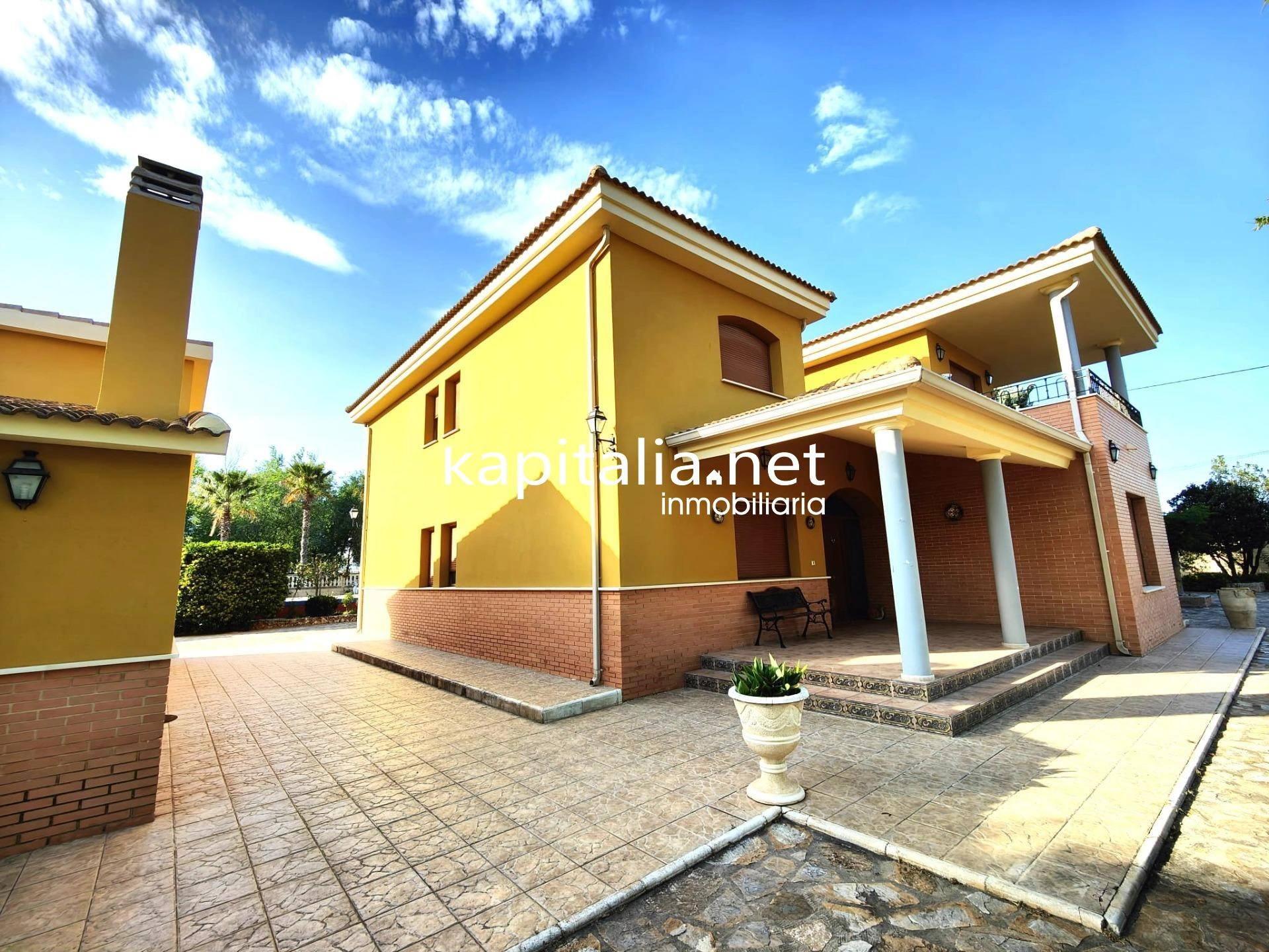 09793 - INTERESANTE CHALET A LA VENTA EN BANYERES DE MARIOLA
