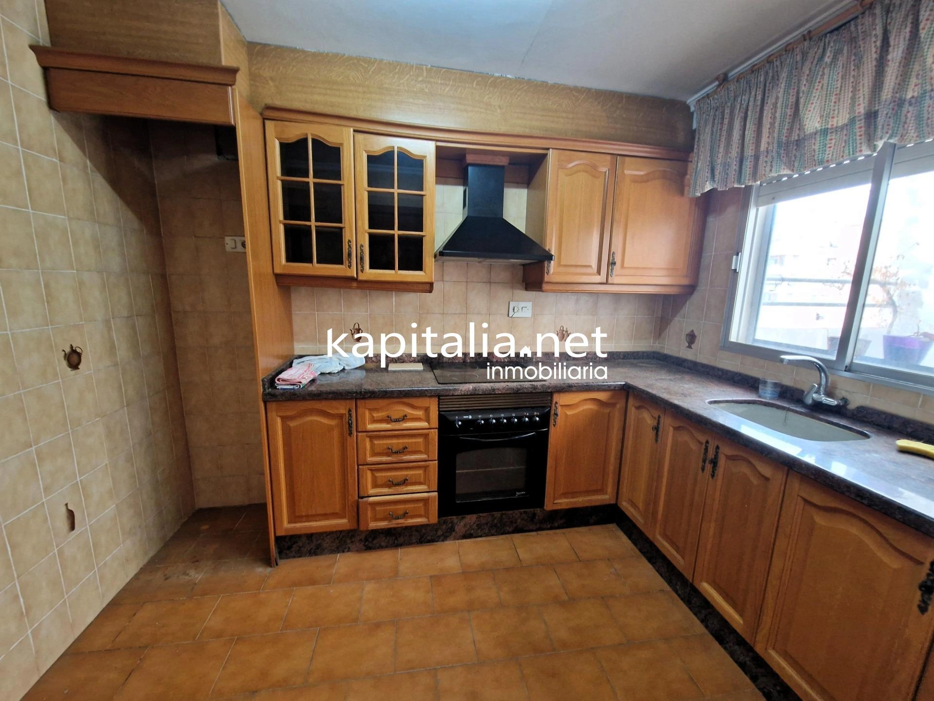 10025 - Gran casa a la venta en Albaida con almacén y gran azotea