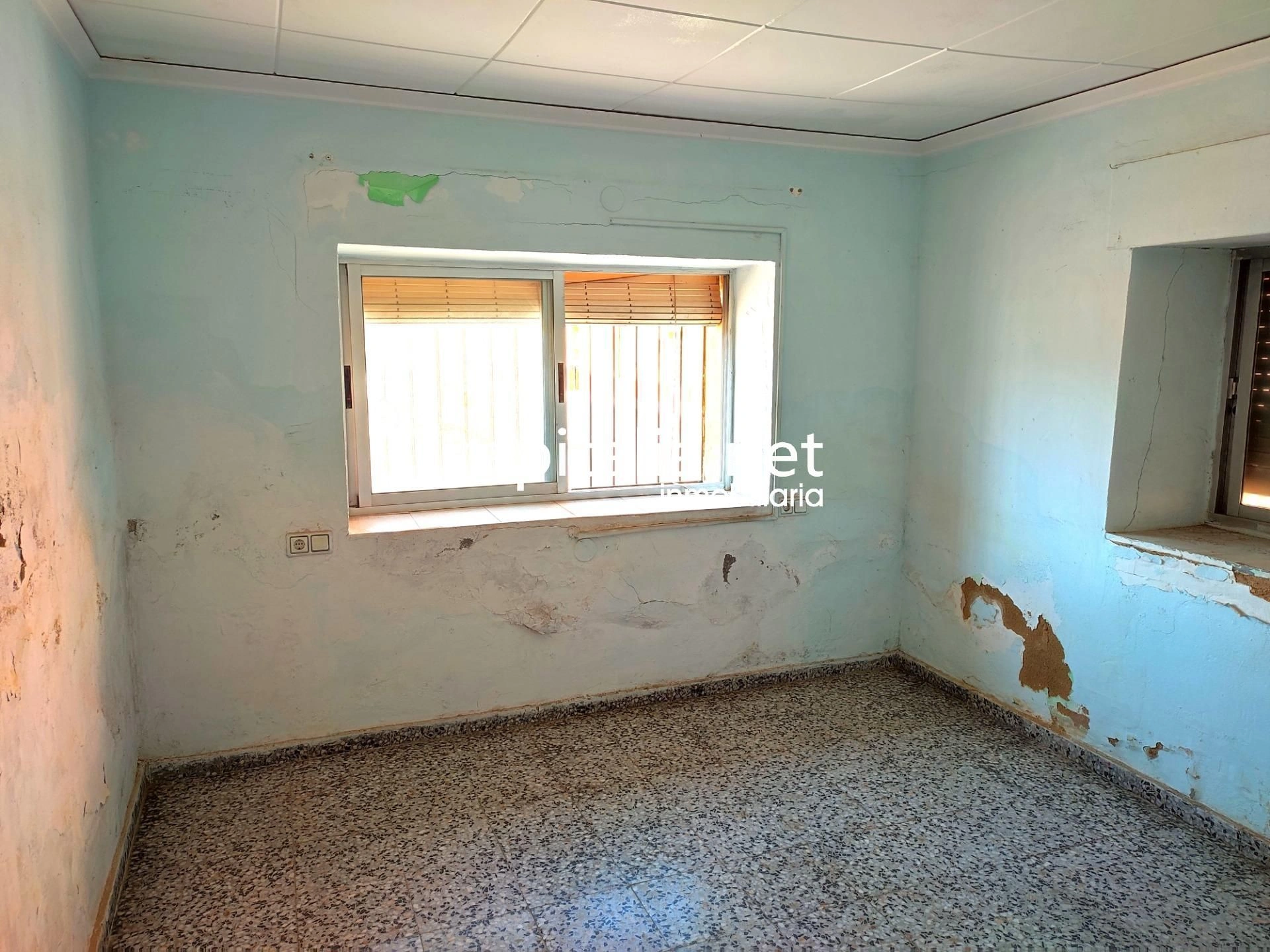 08184 - CASA PARA REFORMAR A LA VENTA EN L´ALCUDIA DE CRESPINS.