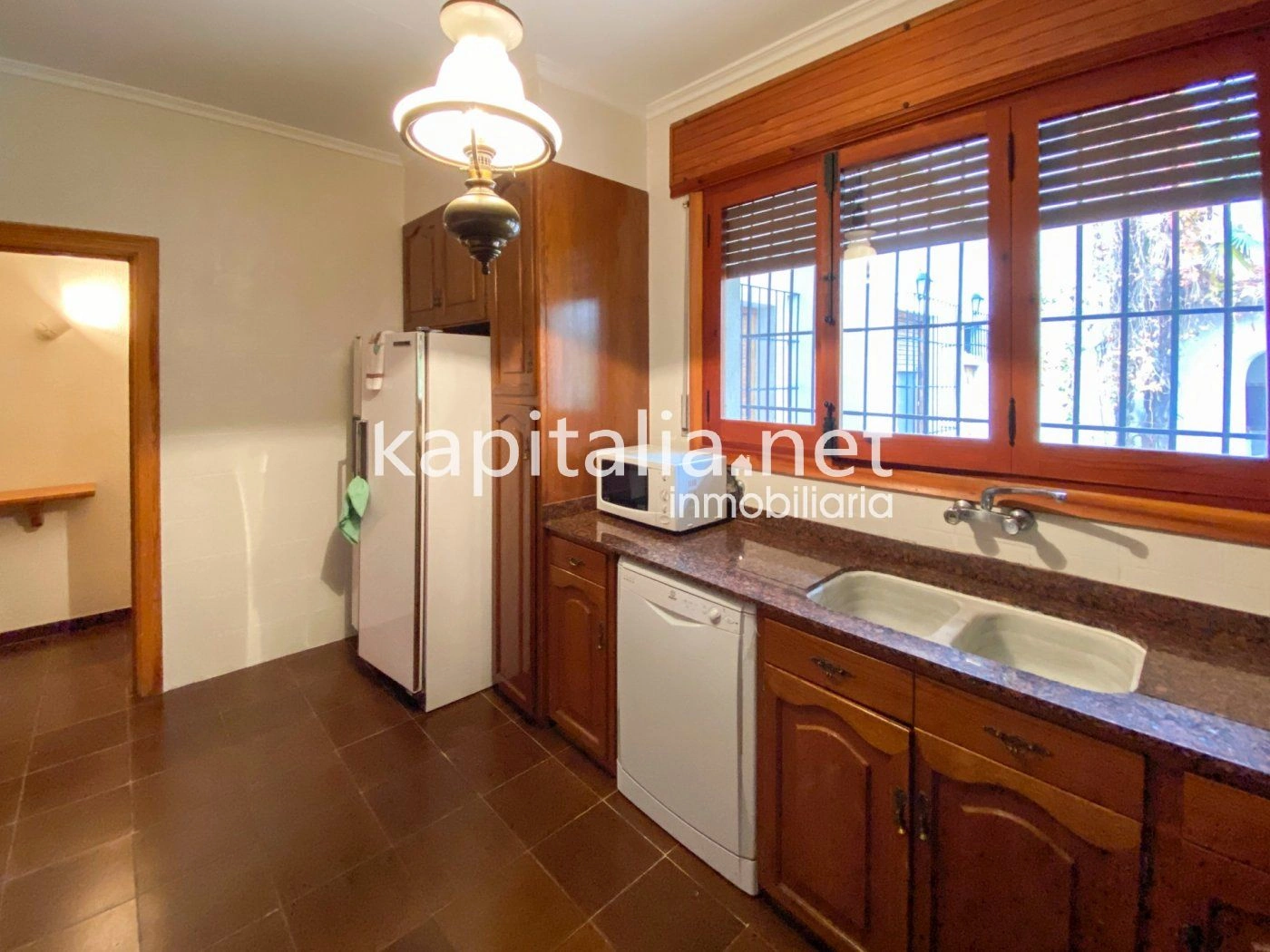 06369 - Casa señorial con gran jardín en el centro de Atzeneta d'Albaida