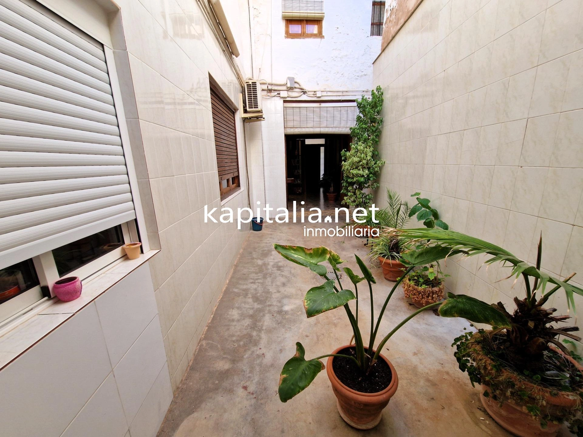 09323 - Gran casa a la venta en la zona de Sant Jaume de la ciudad de Xativa