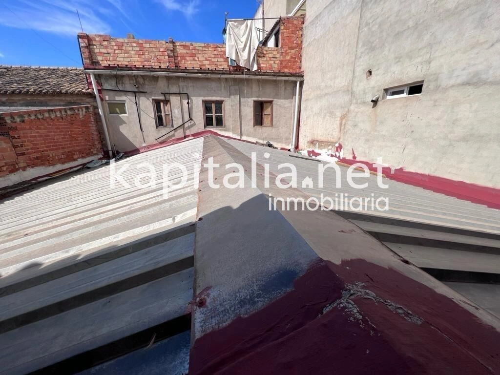 08699 - PISO Y BAJO COMECIAL CENTRICO A LA VENTA EN LA LLOSA DE RANES