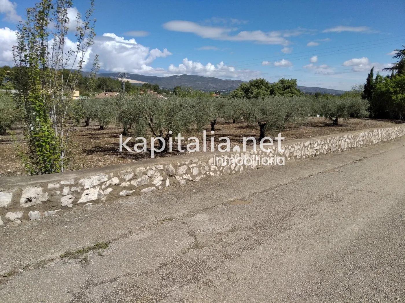 Casa con terreno a la venta en Ontinyent, zona Pou Clar.