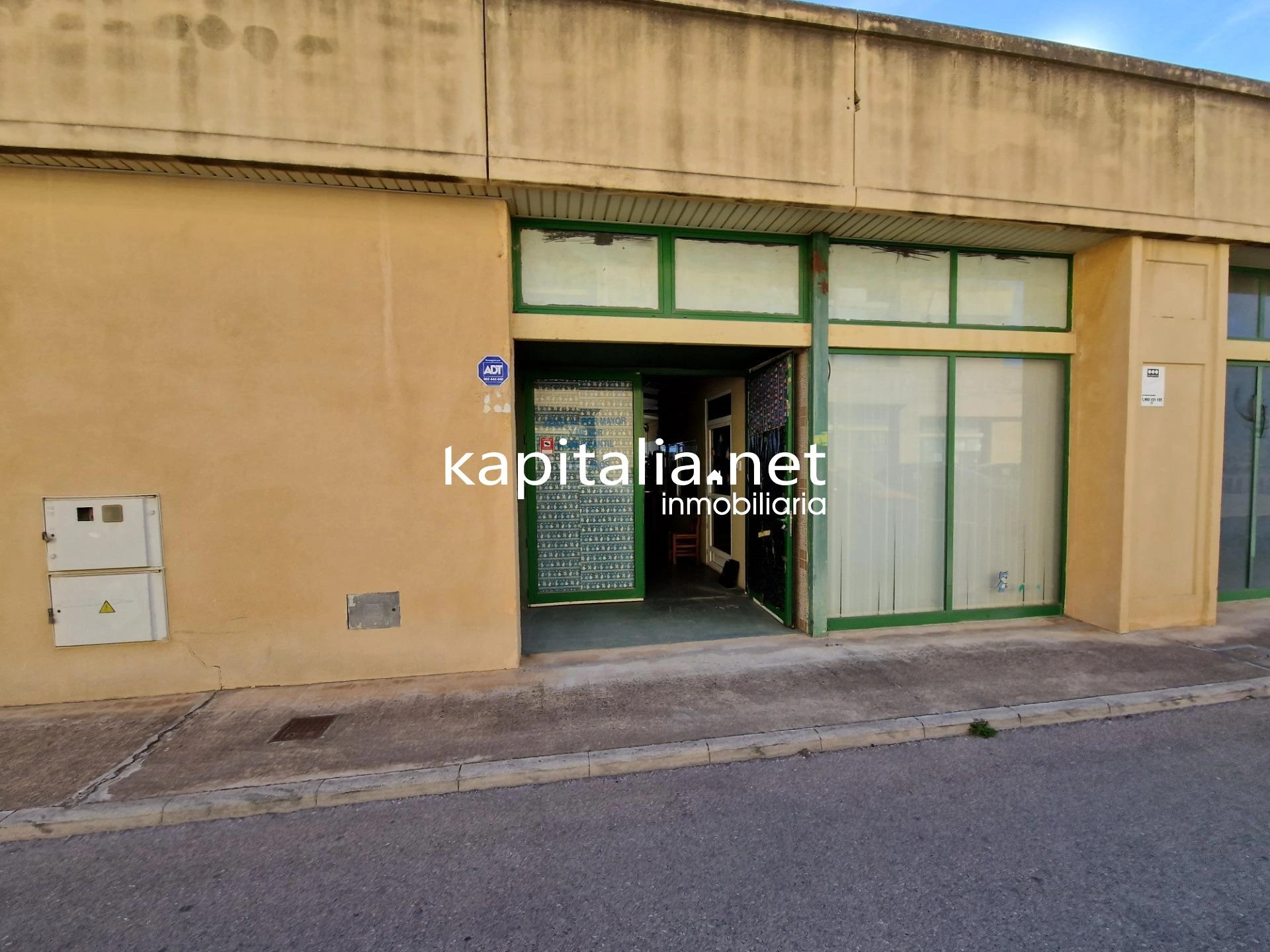 08858 - Nave comercial en venta en poligono Gormaig de cocentaina