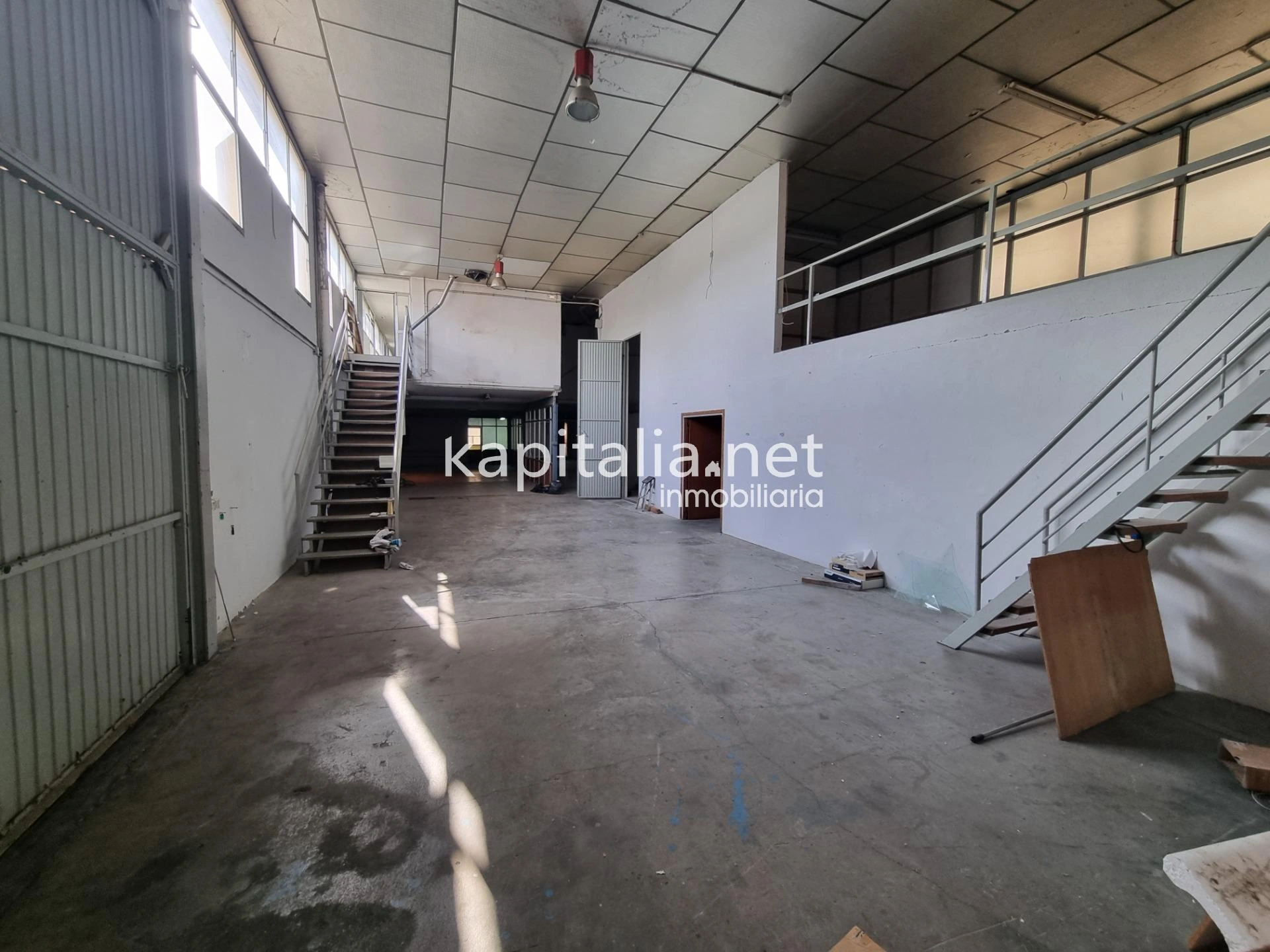 Nave industrial a la venta en Ontinyent