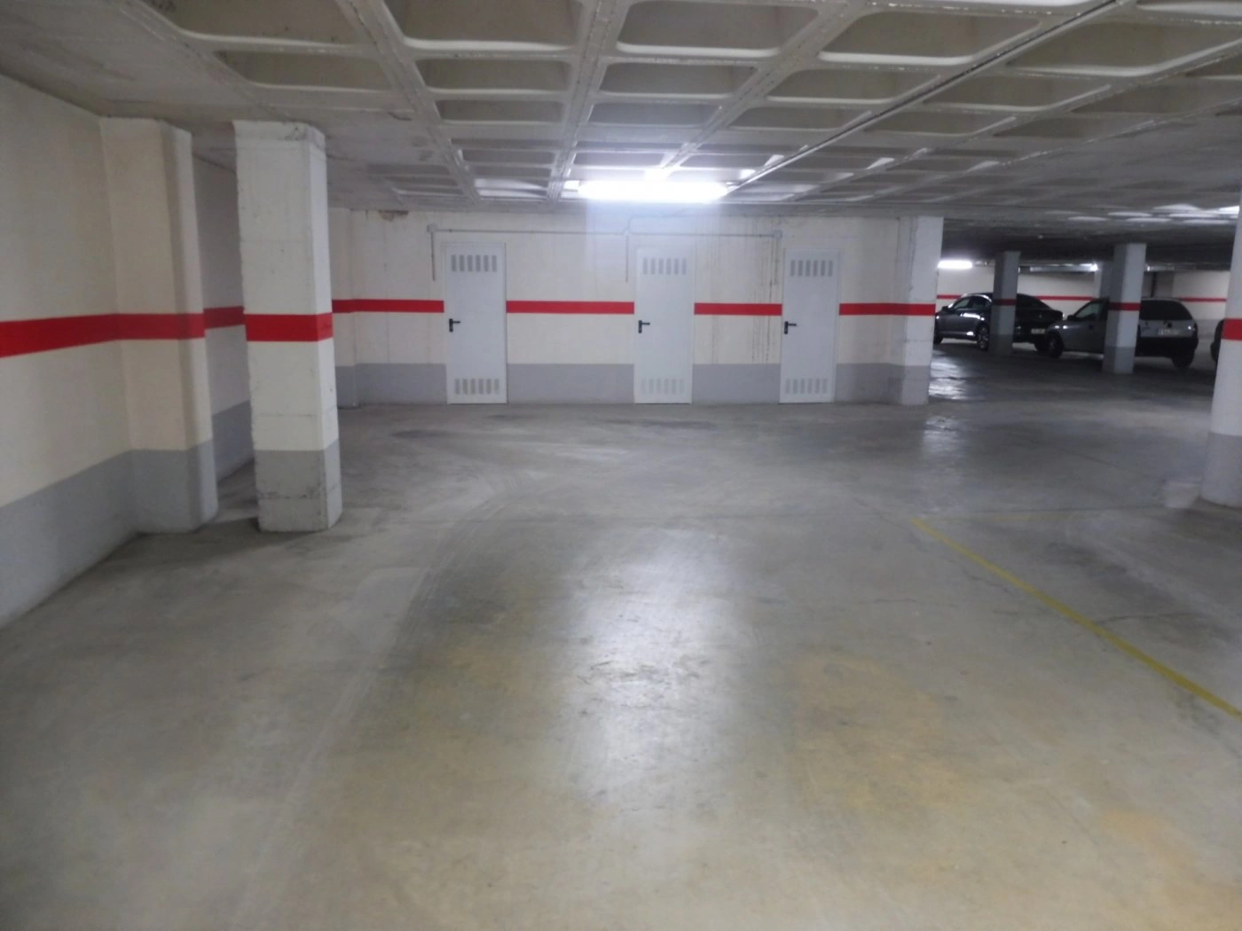 05954 - Garaje a la venta en una zona difícil de aparcar en Pintor Segrelles.