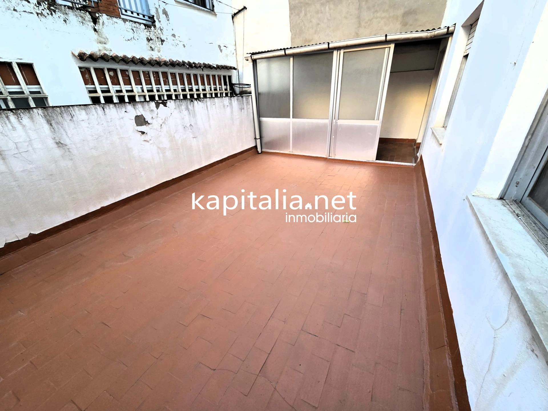 Amplio PIso a la venta en Ontinyent - Sant Josep