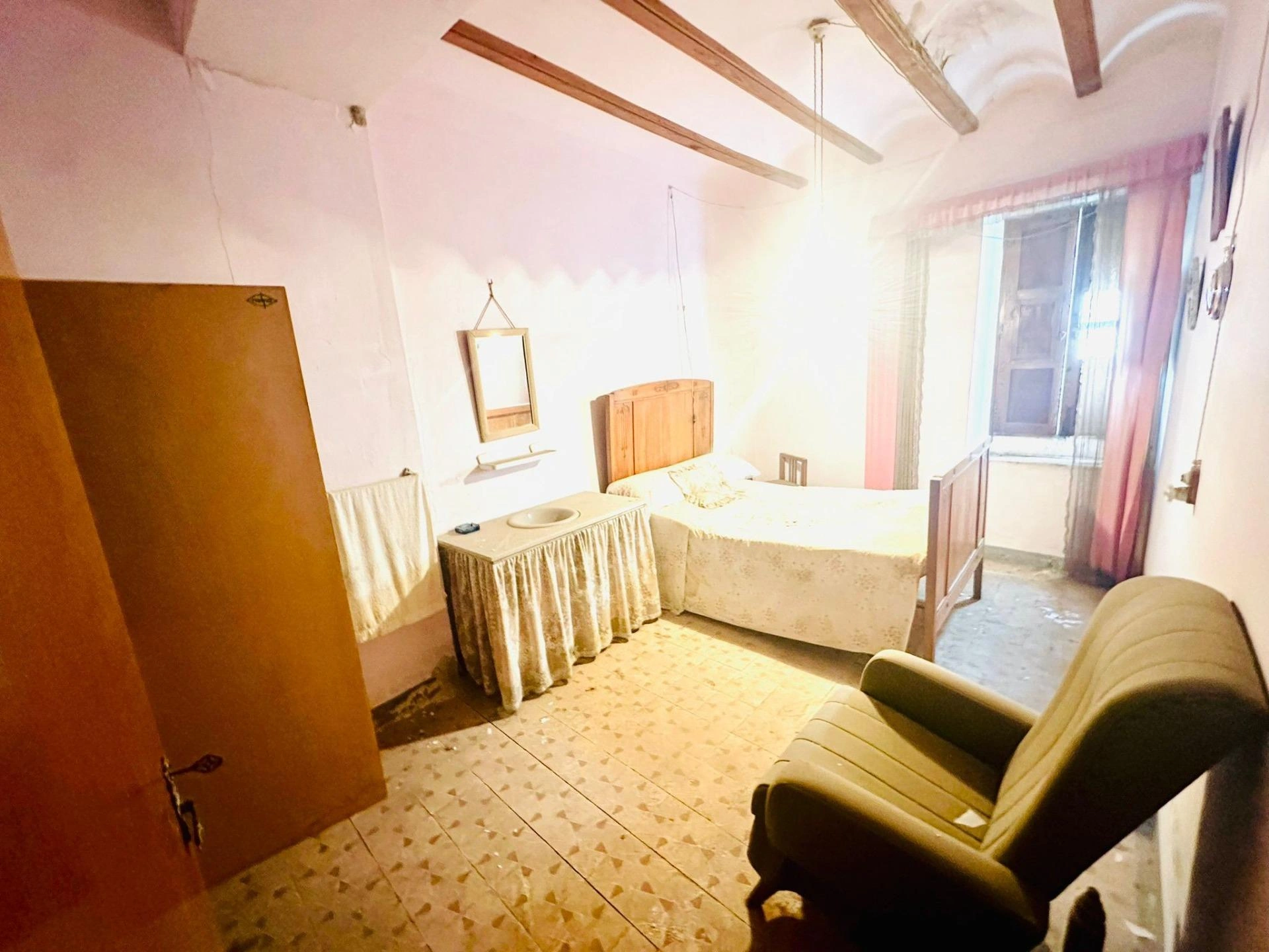 09978 - CASA A LA VENTA EN BELGIDA, PUEBLO TRANQUILO