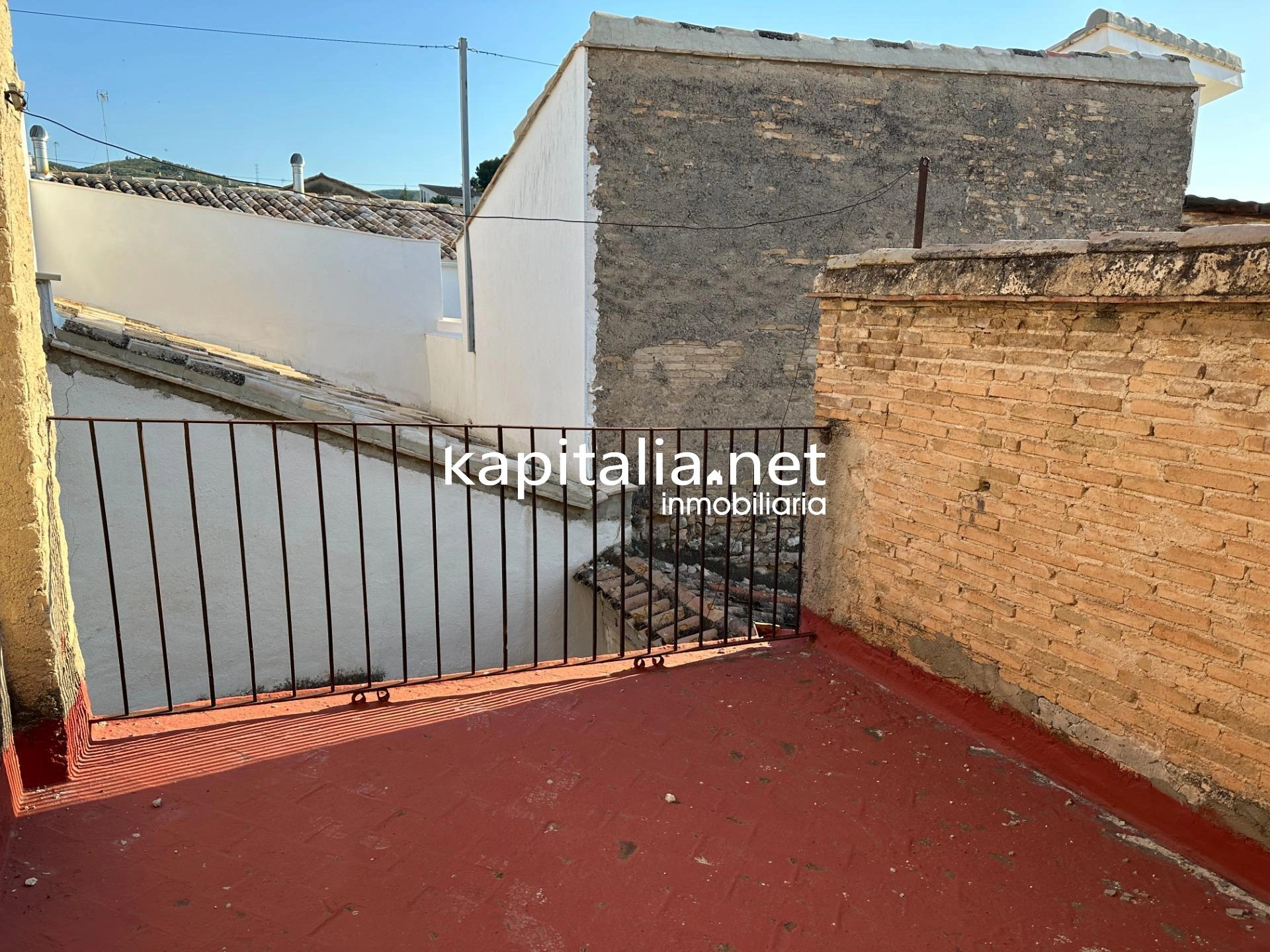 GRAN CASA A LA VENTA EN AGULLENT