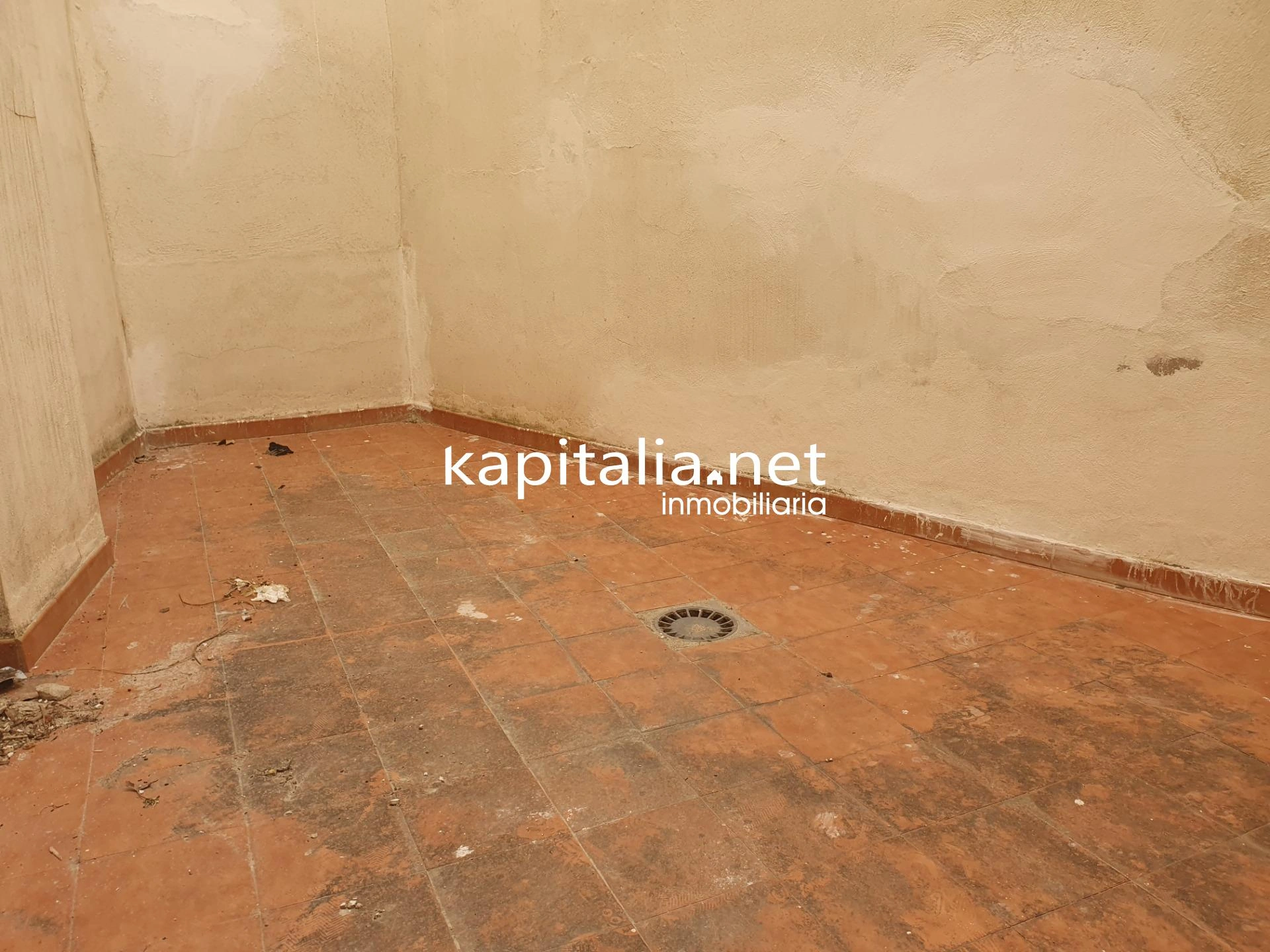 Local a la venta en Ontinyent.