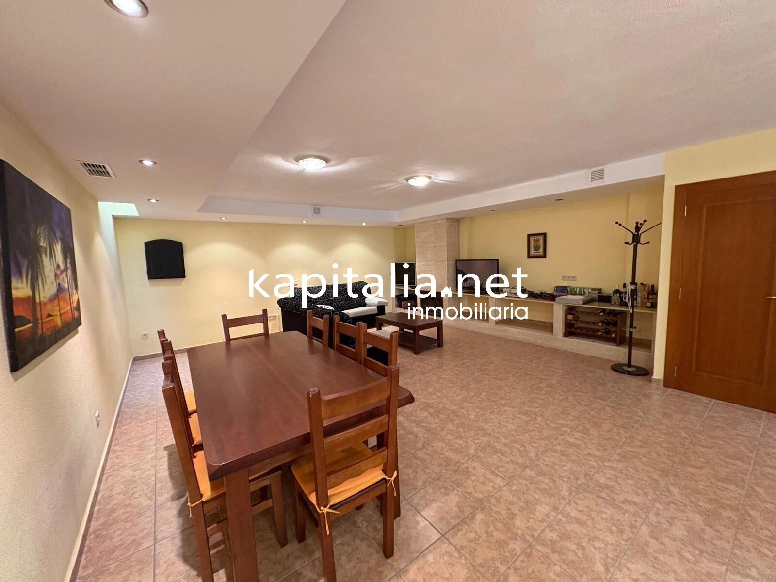 EXCLUSIVE SEMI-DETACHED HOUSE FOR SALE, READY TO MOVE INTO IN ANNA