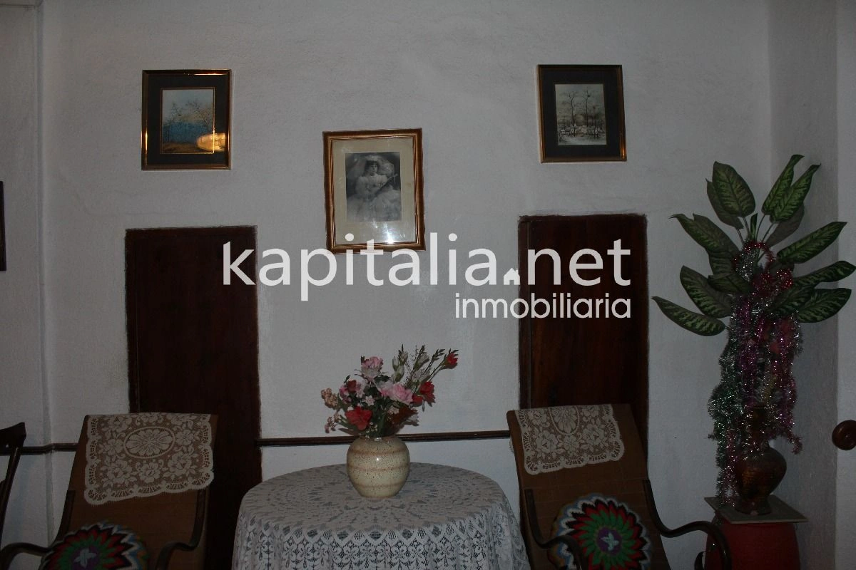Casa de 500m2 a la venta en Bocairent
