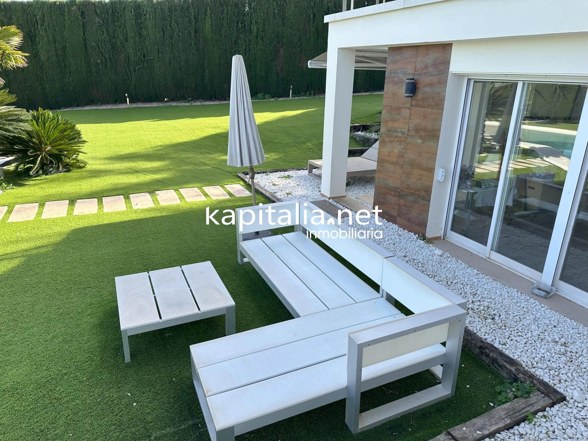 09605 - IMPRESIONANTE VILLA A LA VENTA EN LA PROVINCIA DE VALENCIA