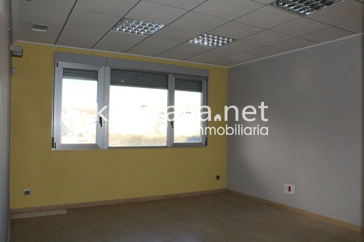 03663 - Immobilie zum Verkauf in Ontinyent